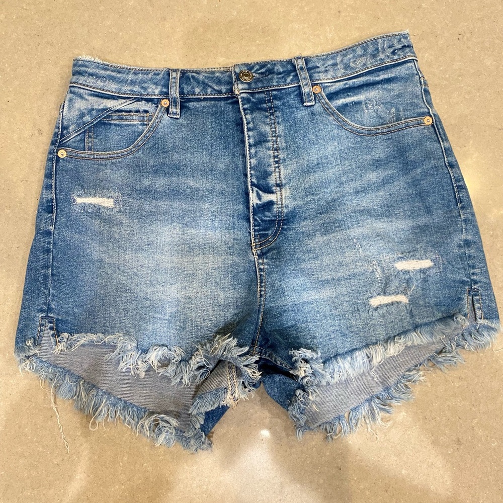 Free People Frayed Hem Women Shorts